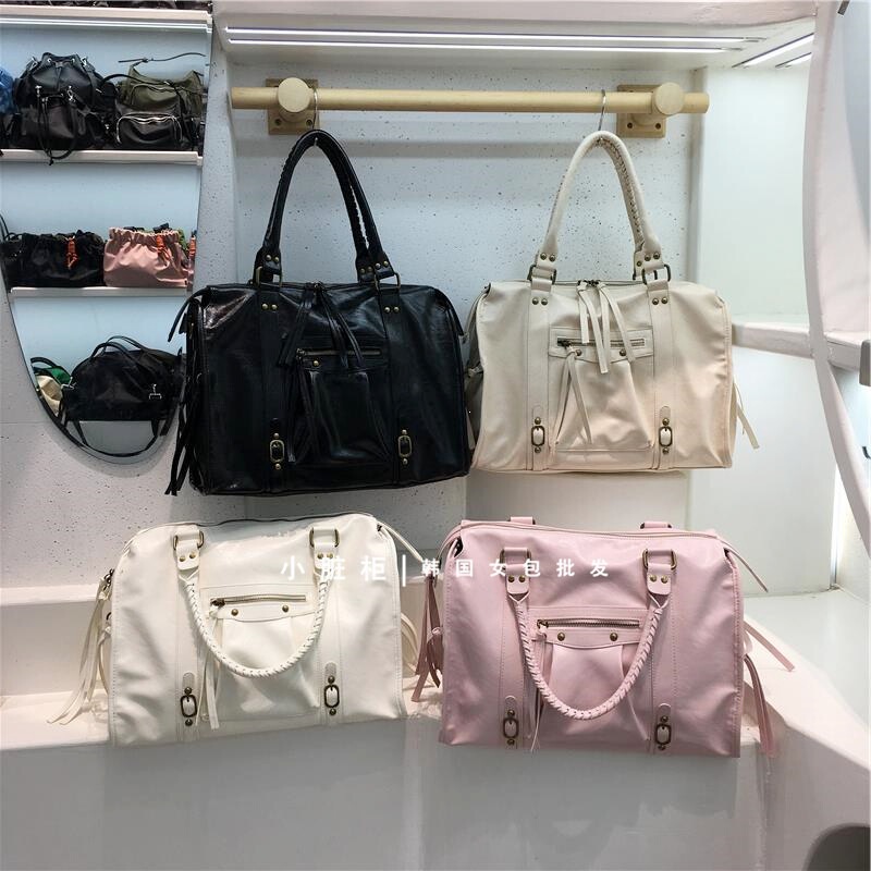 Small Handbag with High-Quality Texture, Casual and Trendy Style, Studded Biker Bag, Large Capacity Boston Bag, Crossbody Bag Small Handbag with High-Quality Texture, Casual and Trendy Style, Studded Biker Bag, Large Capacity Boston Bag, Crossbody Bag