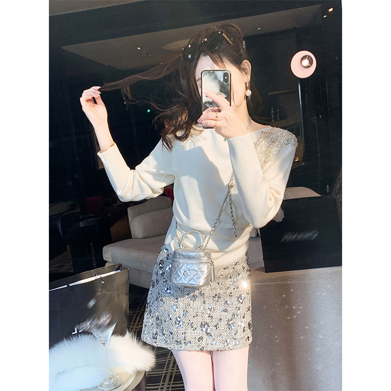 鱼兔子的兔子 春秋新款时尚高级内搭羊绒衫女露肩侧边褶皱针织衫|undefined