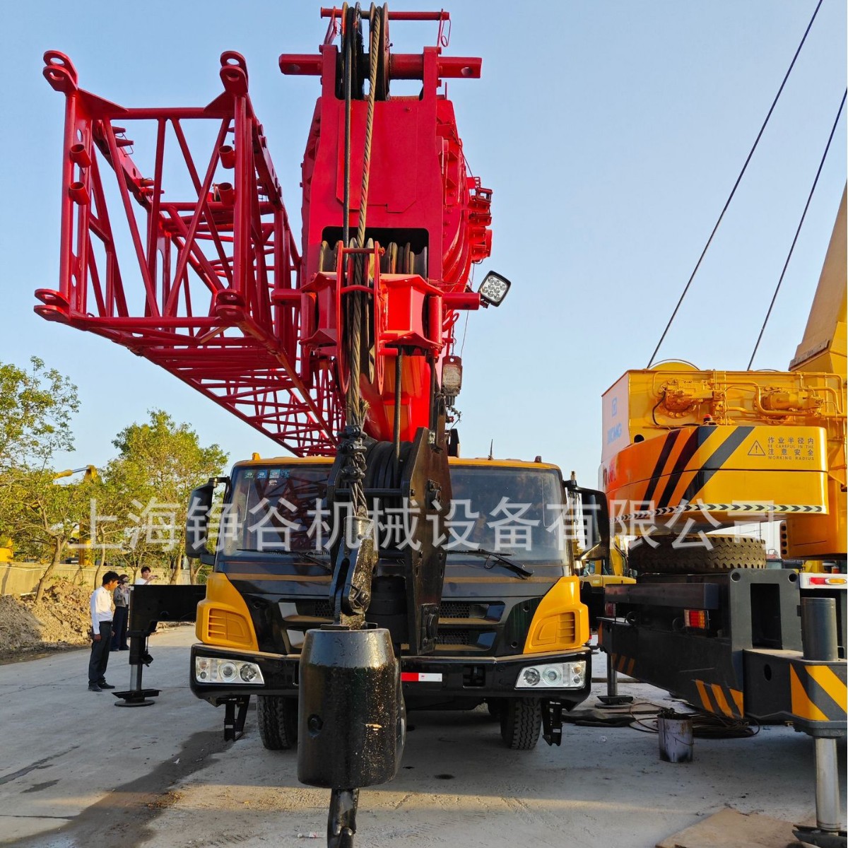 二手三一80t 新款吊车四轴五节臂 stc800 外贸出口中