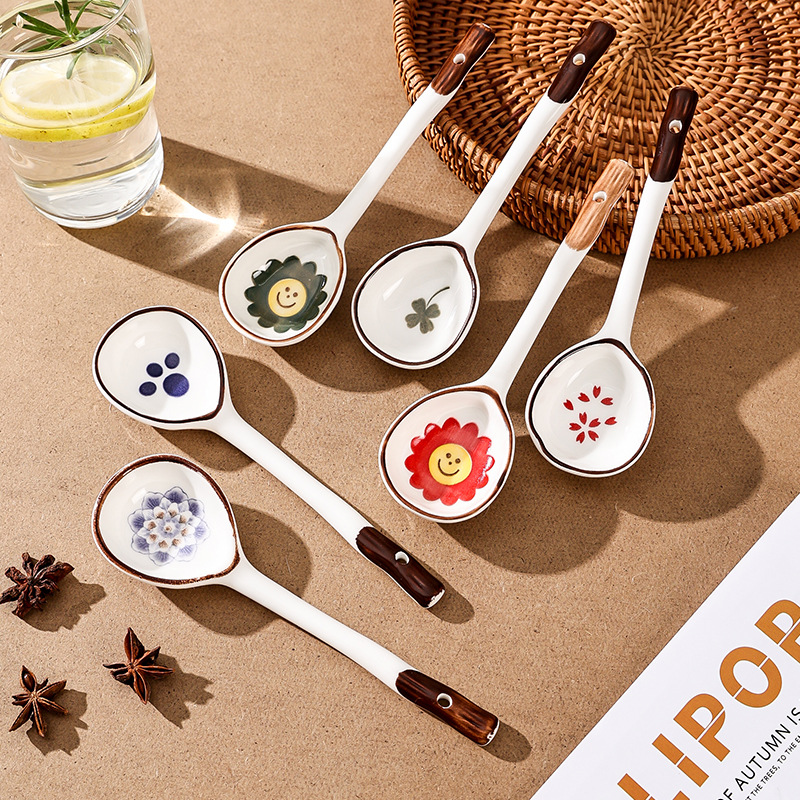 Ceramic high quality cute retro spoon for home use