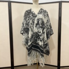 秋冬爆款开叉水墨画披肩保暖条纹千鸟格披肩青海西藏旅行斗篷外搭