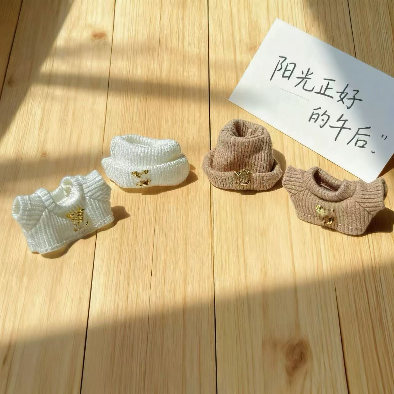 Conjunto de Ropa Tejida para Muñeca Mini 4.0 de 10 cm de Tela Intercambiable