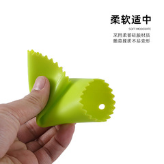 Kitchen Artifacts Silicone Garlic Peeler Manual Garlic Peeler Kitchen Simple Creative Gadgets