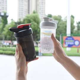 300ML塑料摇摇杯儿童水杯便携运动奶昔杯跨境厂家现货LOGO