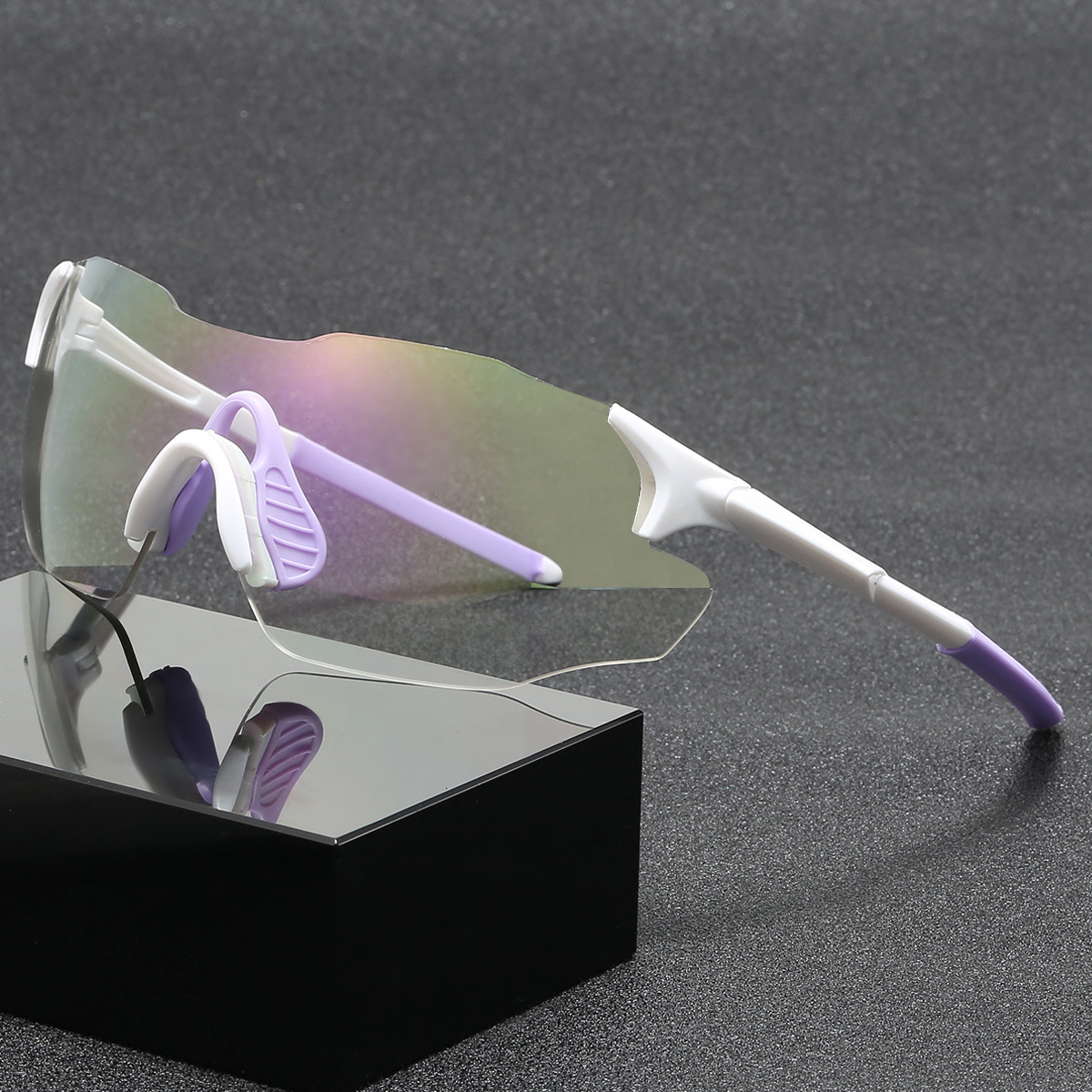 Outdoor-Radbrille mit weißem Rahmen, photochrom, für Tag und Nacht geeignet, universell einsetzbar, für Radfahren, Wandern und andere Outdoor-Aktivitäten, UV-Schutz, Unisex, Freizeitbrille_voghion.com