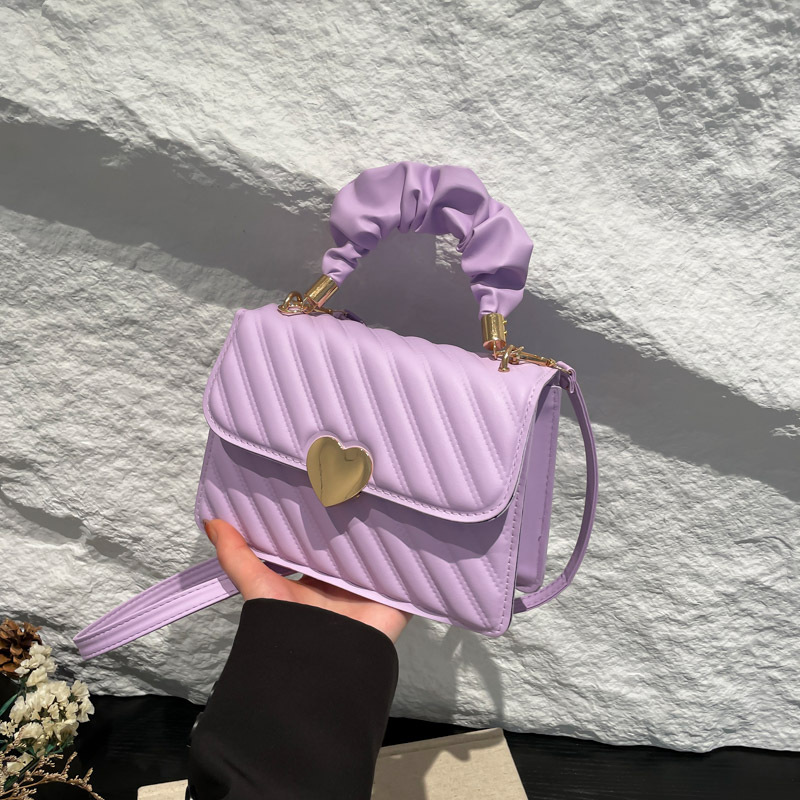보라색