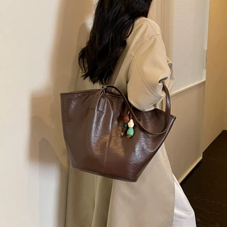 大容量油蜡皮托特包包女2026秋季新款时尚高级感单肩包上班通勤