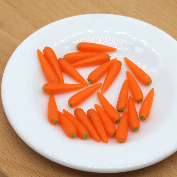 Simulation Food 1.9cm Artificial Carrot diy Super Mini Doll House Dollhouse Scene Accessories Wholesale