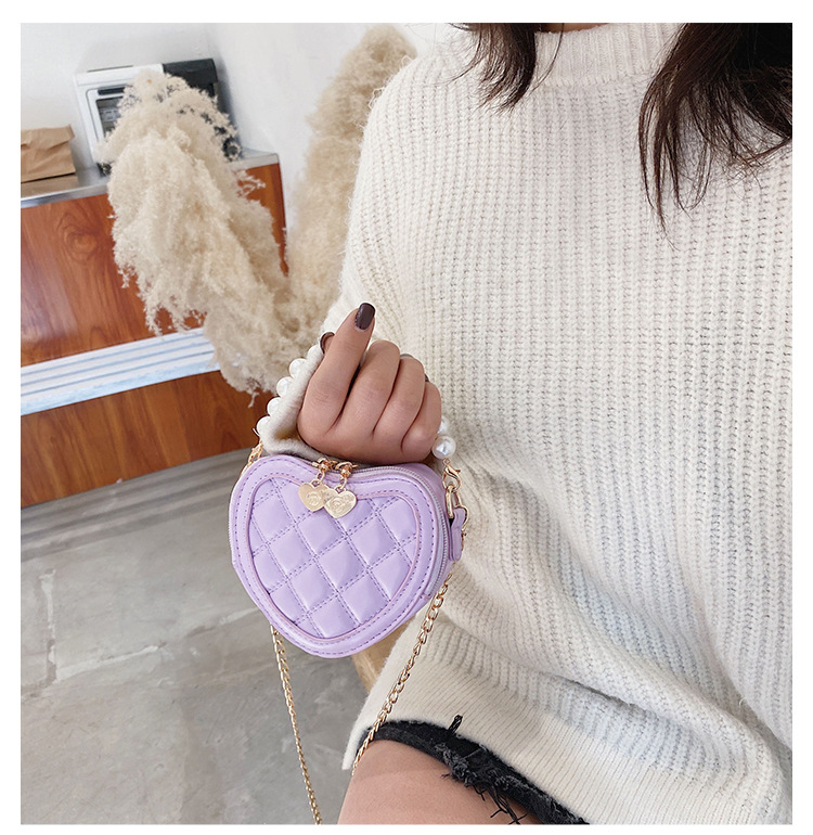 Lingge Pearl Chain Children's Bag Fashion One-shoulder Messenger Bag Coin Purse display picture 17