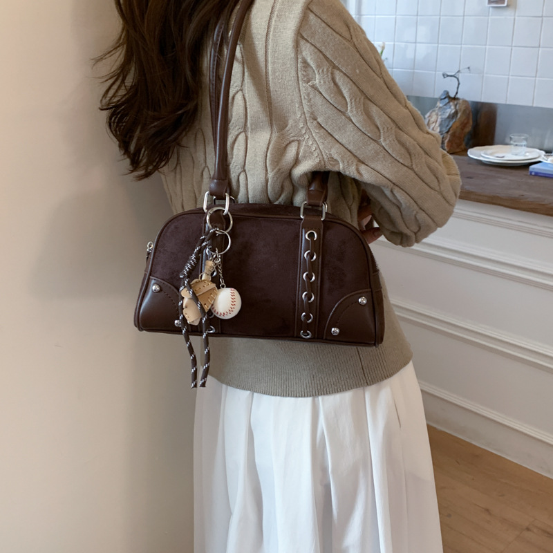 Transfronterizos de seda portátil bolsas de brazo mujeres otoño / invierno 2025 nuevo estilo de moda Boston bolsas de hombro de viaje