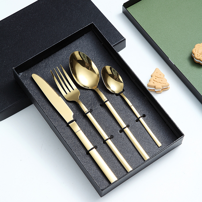 亚马逊跨境不锈钢餐具四五件套骑士系列西餐牛排刀叉勺礼盒可logo