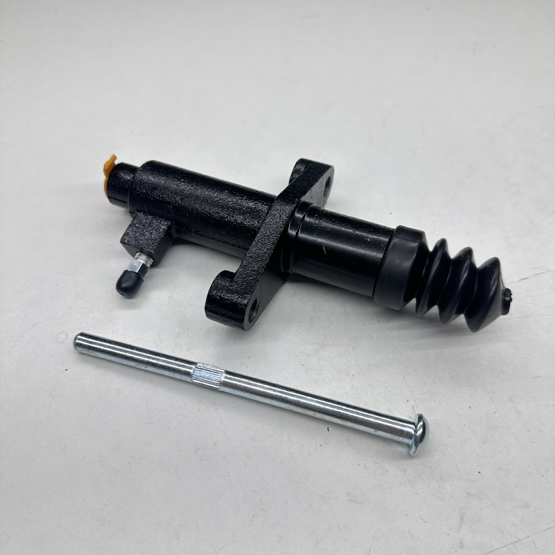 Suitable for Hyundai clutch master cylinder 41700-5K500 41700-5H100 41700-5H000