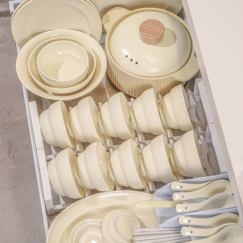 Cream Style Plate and Bowl Household High-End Set Ins Style High-Value Ceramic Household Dish Plate Moving to New Home Cream Style Plate and Bowl Household High-End Set Ins Style High-Value Ceramic Household Dish Plate Moving to New Home