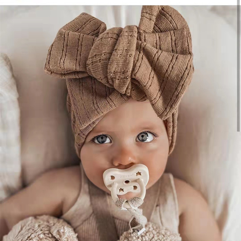 Children's big retro knitted headband with bow