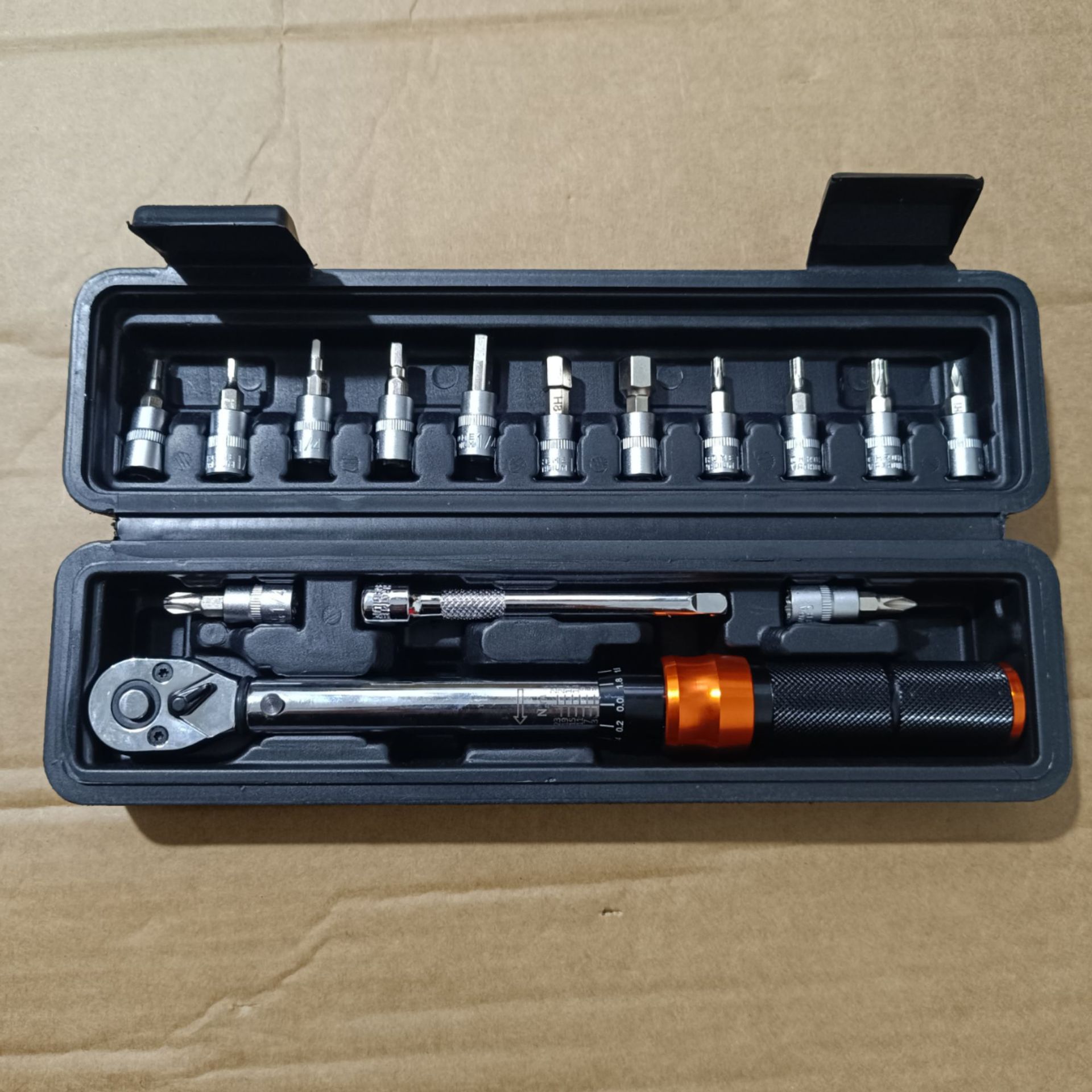 Llave de torque preestablecida llave de torque multifuncional llave de torque cromado 45 # mango de acero Escala de grabación en relieve