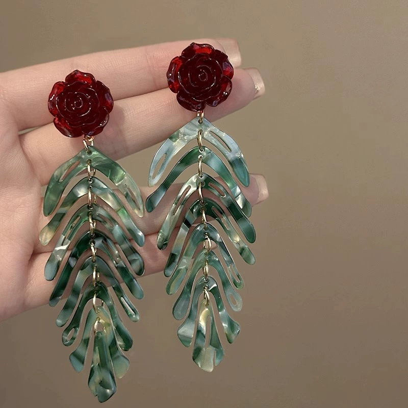 Серьги Retro golden, свадебный лёгкий люкс, высокое качество