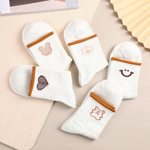 White cartoon crew socks for girls, spring and summer thin cute bear crew socks for students, trendy Japanese style short socks for girls