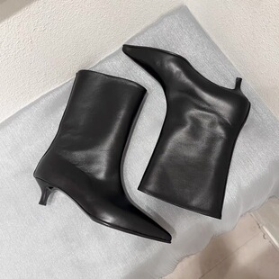 Second hair cowhide version ~ French pointed cat with short boots women's autumn and winter low heel thin heel leather retro wide mouth boots