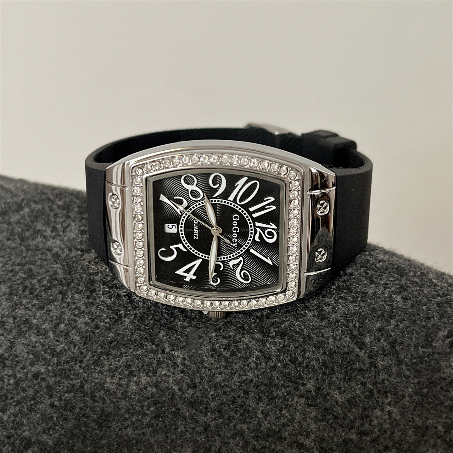 High-Looking New Style Silicone Wine Barrel Digital Ins Style Girls Watch with Calendar Korean Style Exquisite Casual Sports Watch