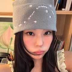 ins博主同款韩国甜酷少女星星刺绣针织帽女百搭包头毛线冷帽秋冬