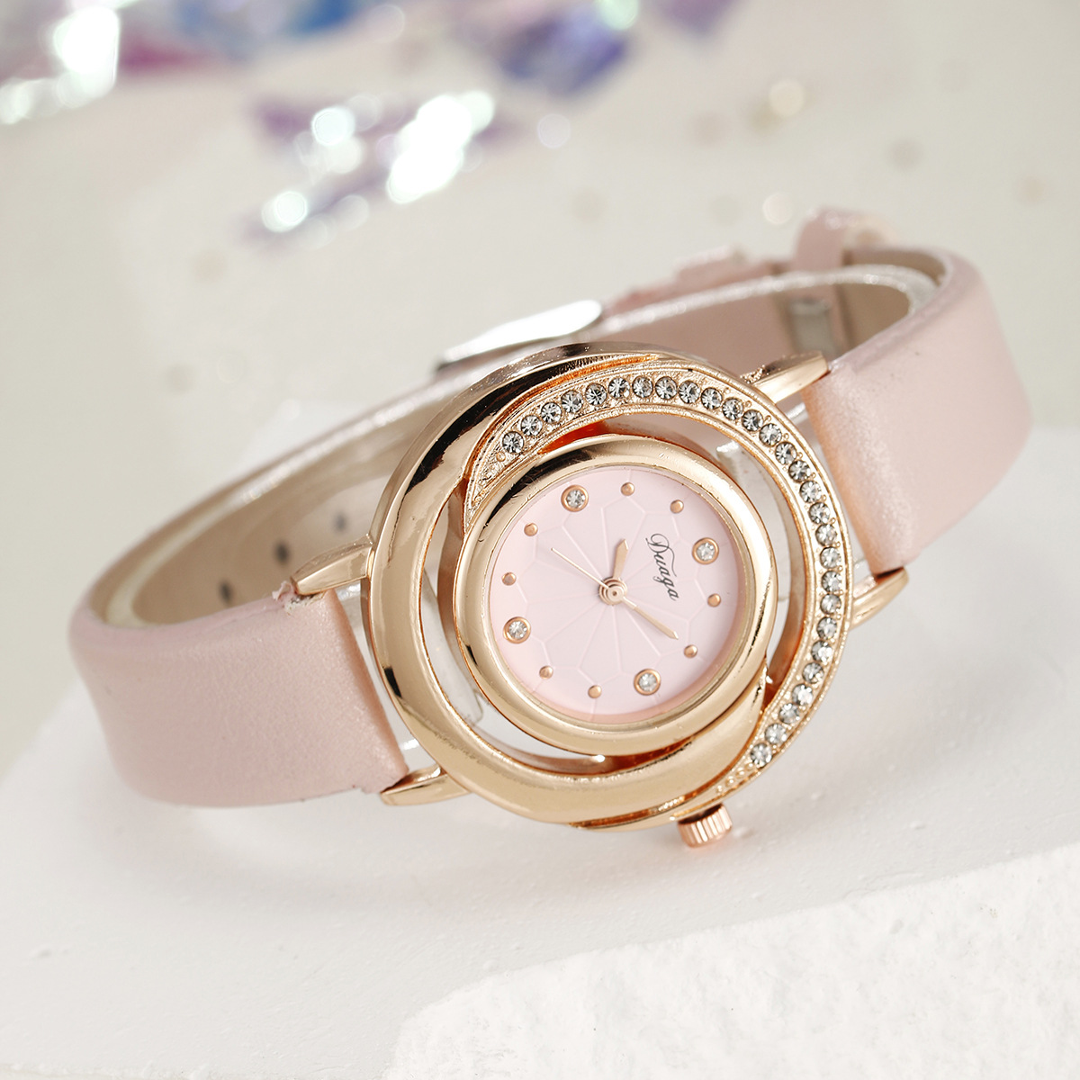 Simple Style Classic Style Solid Color Buckle Quartz Women's Watches display picture 3