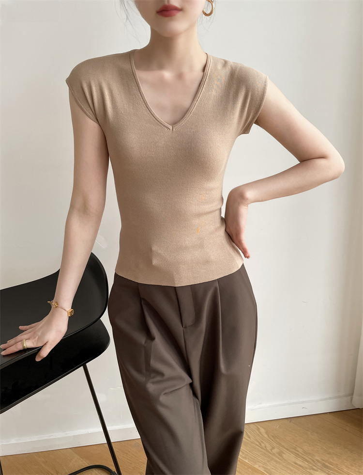 7065 Summer New Arrival French Style Retro Off-white V-neck Flying Sleeve Slim-fit Slimming Cool Breathable Short-sleeved T-shirt for Women