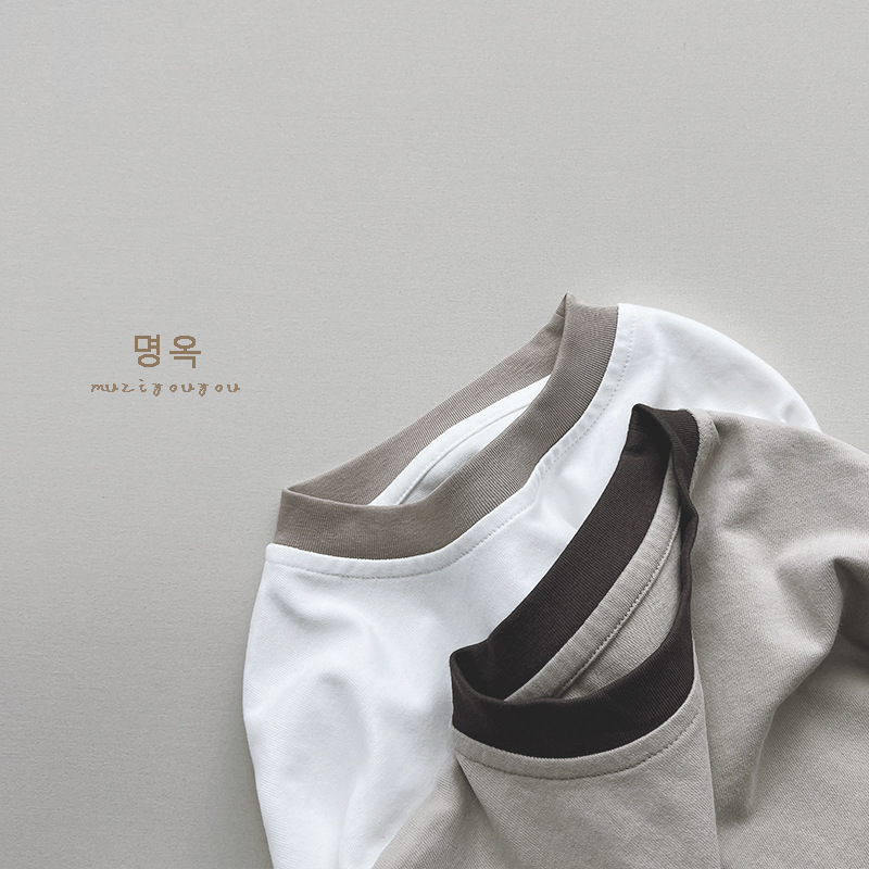 Camiseta de manga larga simple para niños y niñas primavera nueva tapa de algodón puro para niños ropa de estilo coreano Zhejiang Huzhou