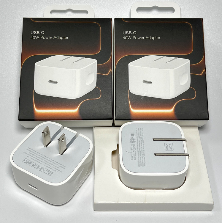 Pd40W Foldable Dynamic Power Adapter Suitable for Apple 17Pro Charger 40W Mobile Phone Charger Fast Charging