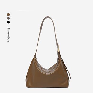 Minimalistic capacious one-shoulder bag, shoulder bag, Korean style