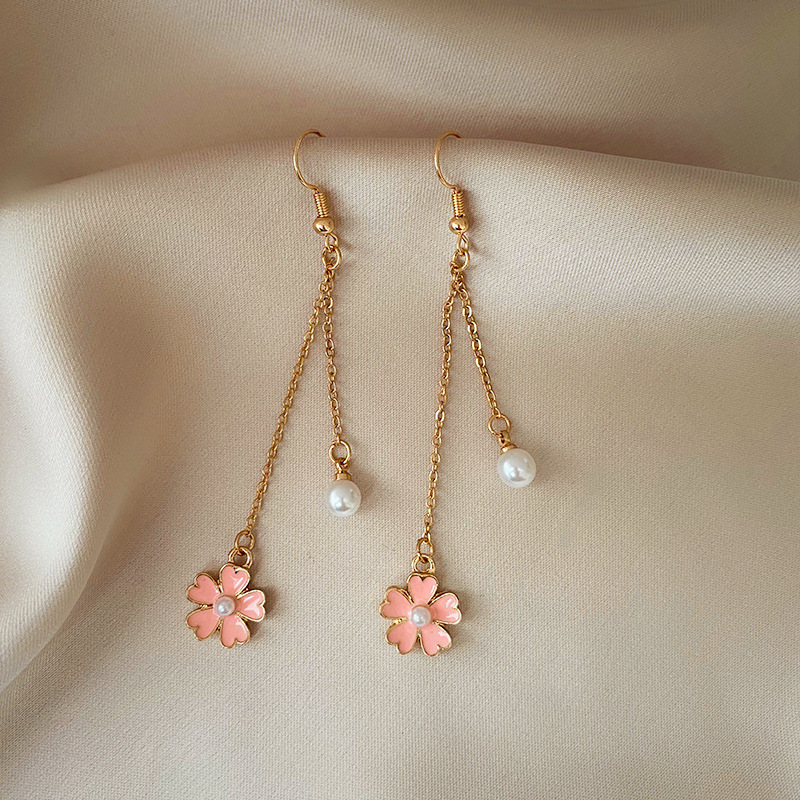 Pendientes de perlas, pendientes de estilo caliente, lujo ligero, pendientes simples de celebridades de Internet, accesorios de Yiwu, venta al por mayor