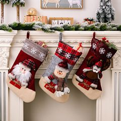新しいクリスマスの装飾用品の大きいサイズのプレゼントの袋の雪の格子の辺のヘラジカのクリスマスの靴下のキャンデーの贈り物の靴下