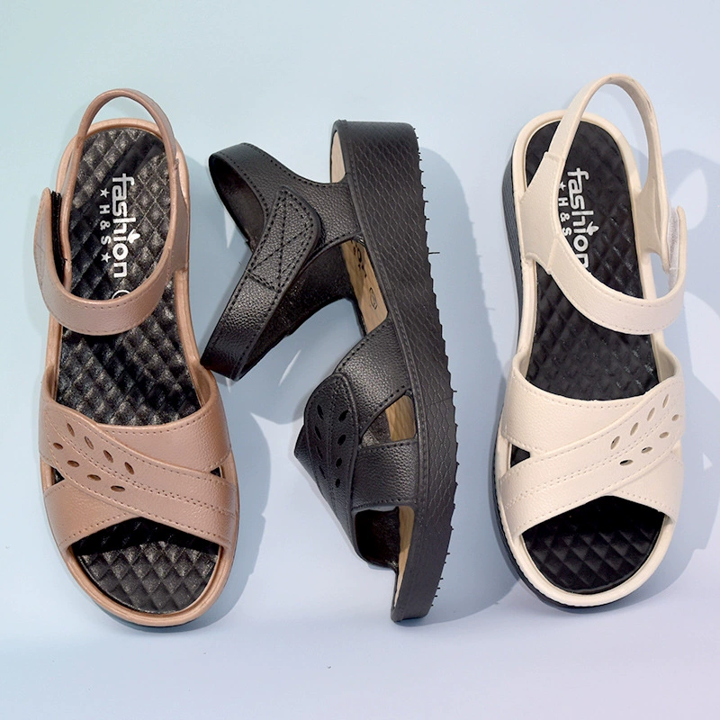 Сандалии на танкетке с толстой нескользящей мягкой подошвой на липучках, пляжная обувь, лето 2025, повседневные уличные туфли для мам, цветные блоки