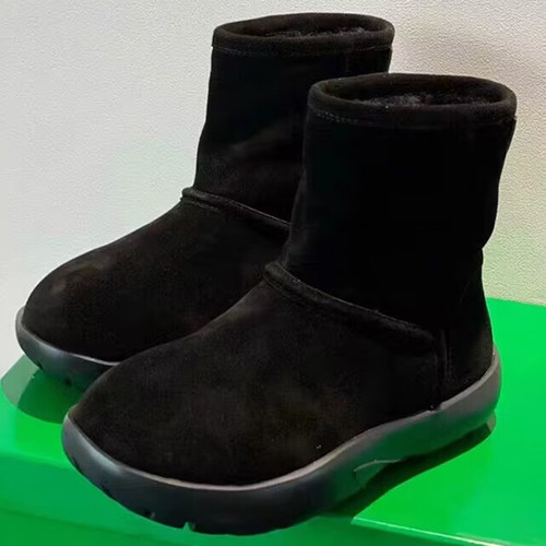 Lambskin Lined Snow Boots for Women - Winter Fleece Lined, Thick Insulated Warm Cotton Shoes, Chunky Sole Short Boots, Baguette Boots