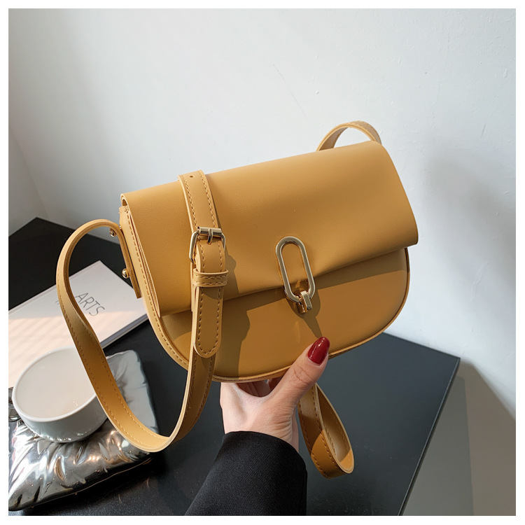 Fashion Solid Color Saddle Bag Wholesale display picture 40