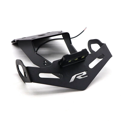 Suitable for Yamaha R15 V3 motorcycle modification parts, short tail license plate holder with lights, raised tail decorative license plate holder (Motorcycle Safety Supplies)