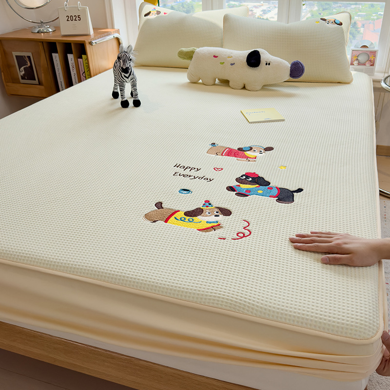 New Quilted Fitted Sheet Dormitory All-Inclusive Mattress Cover Four-Season Universal Thickened Anti-Slip Bed Cover Three-Piece Set Wholesale Delivery