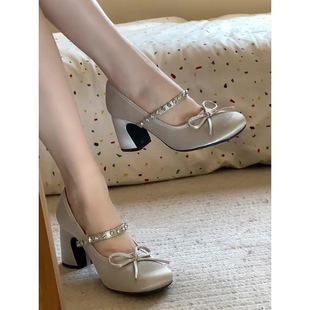 �I��С���L�����Y�߸�������Ь����ϵˮ�һ�֎��ָ������L��ЬŮ