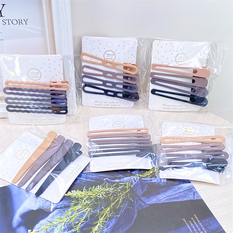 Metal horquilla hembra Red rojo 2023 nuevo clip tocado temperamento frente flequillo pelo roto horquilla lateral 2 yuanes