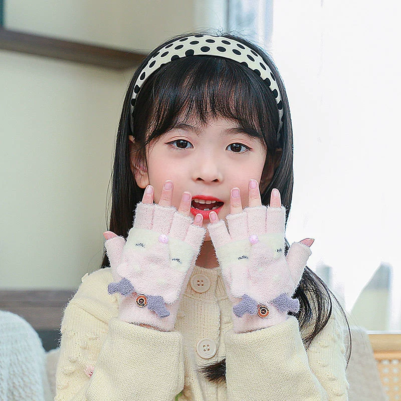 Demi-season children's warm gloves for early age, fingerless