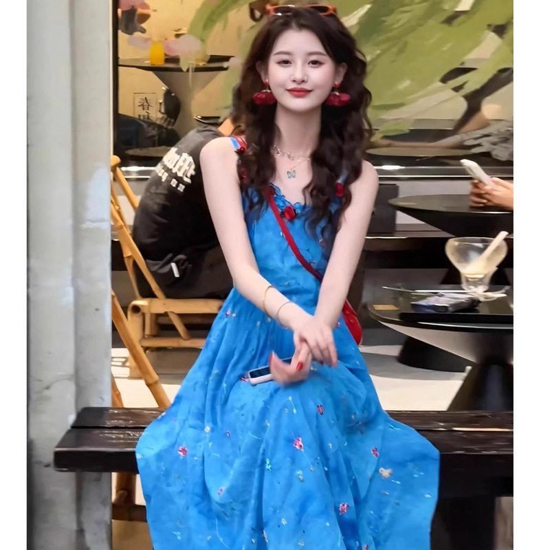 French Blue Suspender Dress for Women 2025 Summer New Seaside Vacation Unique Beautiful Floral Long Skirt