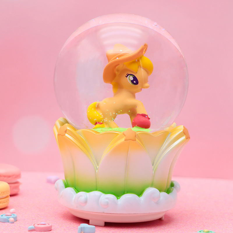 Romántico secreto bosque bola de cristal luminosa caja de música caballo blanco creativo decoración de escritorio de niña regalo de estudiante al por mayor