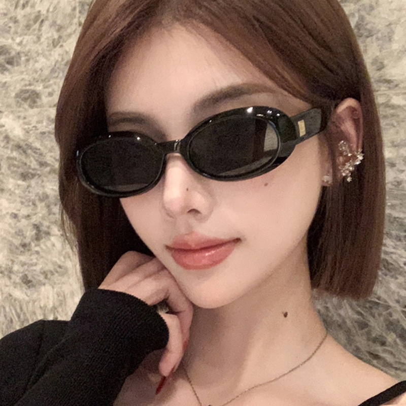 Gafas de sol ovaladas retro de moda europea y americana 2025 nuevas gafas de sol de protección solar de alta gama Sunglass