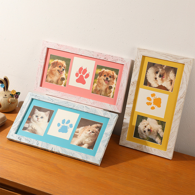 Manufacturer's In-Stock Pet Paw Print Commemorative Photo Frame DIY Cat and Dog Footprint Clay Three-Compartment Display Stand Gift Wholesale