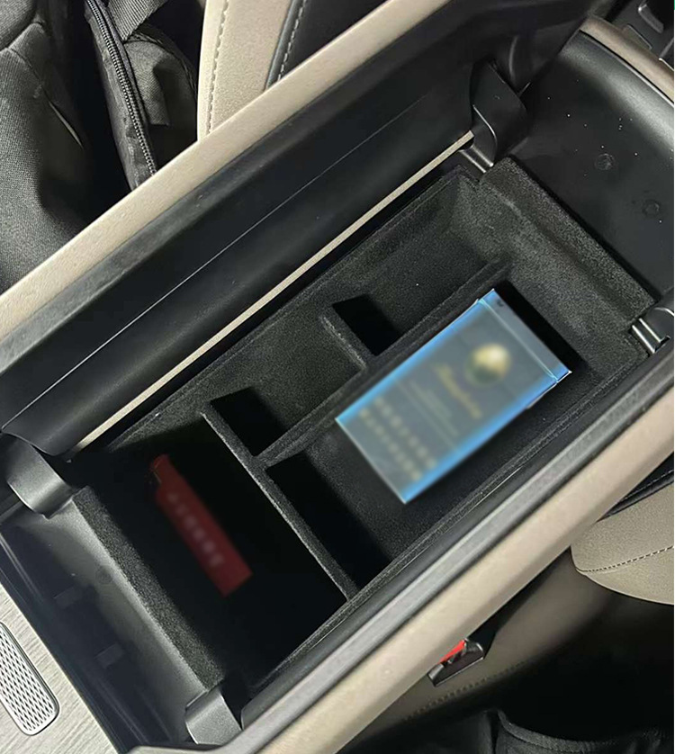 Manufacturer Wholesale Suitable for 2025 Chery Tiggo 8Plus Central Control Armrest Box Storage Box to Store Car Supplies
