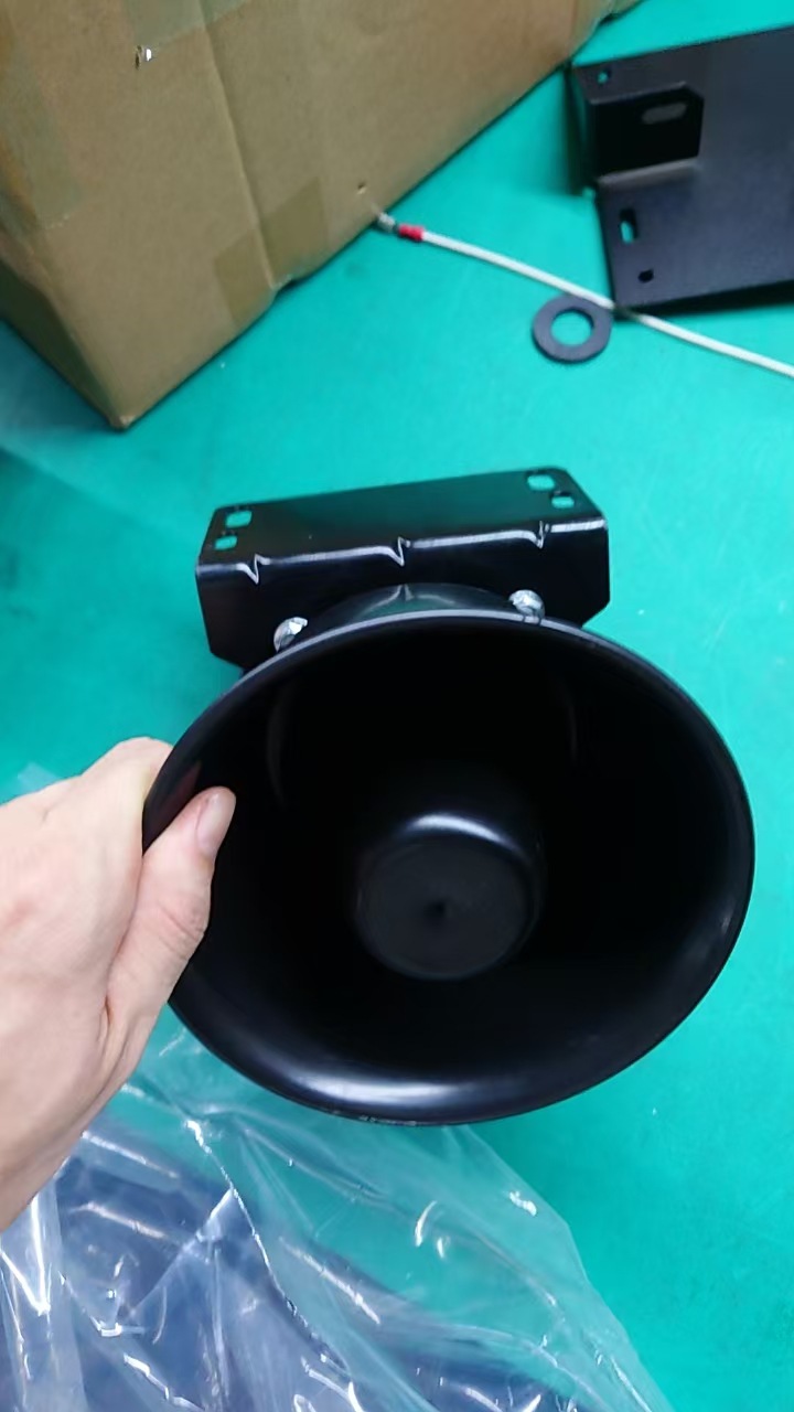 Cross-border 12V car alarm horn 300W high-pitched siren horn with round mouth design