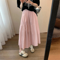 【ポケットタイプ】蓬蓬蓬ケーキスカート女性夏2025新型の怠惰な風が中丈スカートの白いスカートを大きく振っている