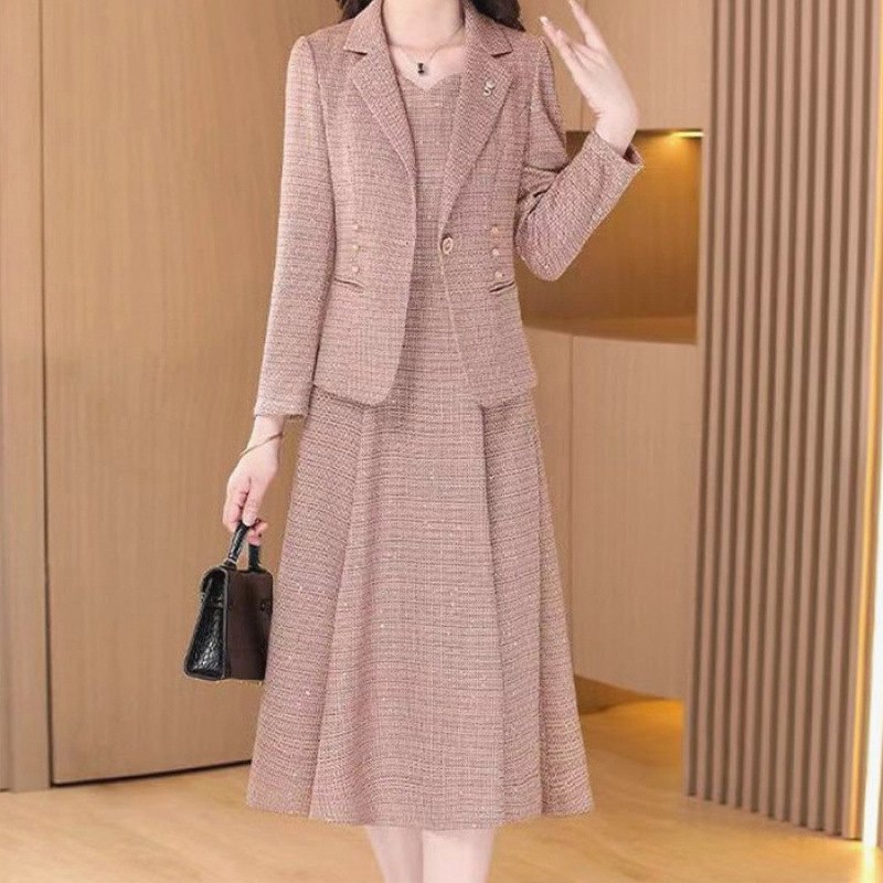流行喜婆婆婚宴裝2025新款媽媽漂亮禮服年輕小香風兩件套