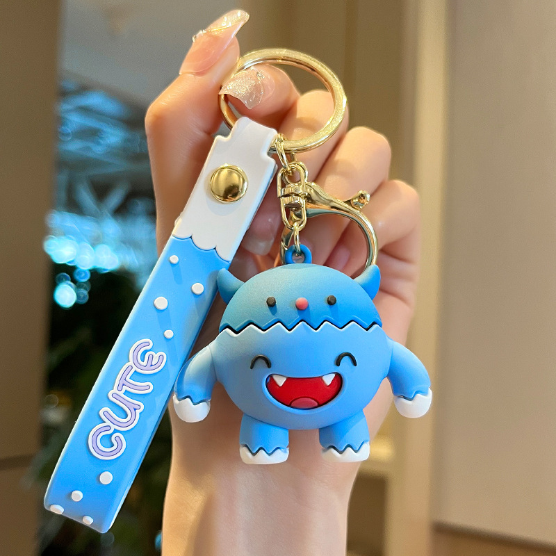 Venta directa de fábrica llavero colgante pequeño muñeca tridimensional llavero de coche mochila escolar colgante puesto al por mayor productos pequeños