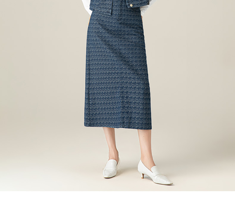 Bộ vest denim nữ gồm áo khoác blazer và chân váy midi, phong cách công sở xuân hè — Váy nửa 5609 màu xanh lam chi tiết 2