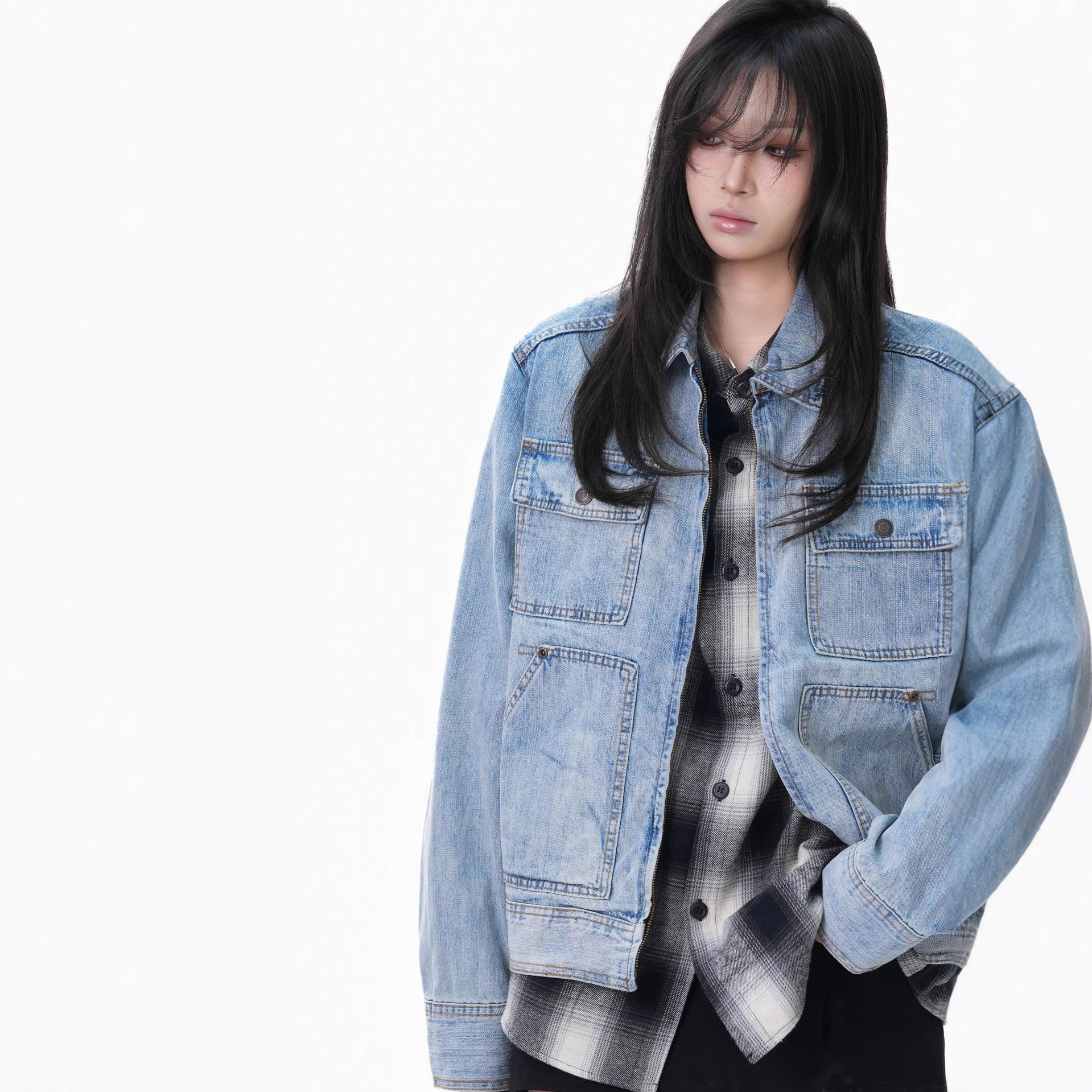 Hong Kong Style Retro Heavy-Duty Washed Vintage Denim Jacket for Women with a Loose Design and Trendy Jacket for Men
